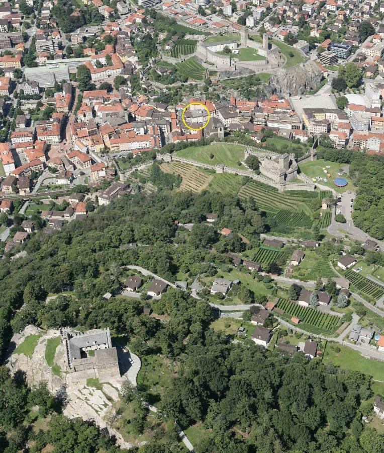 شقة Bellinzona Piazza Collegiata المظهر الخارجي الصورة